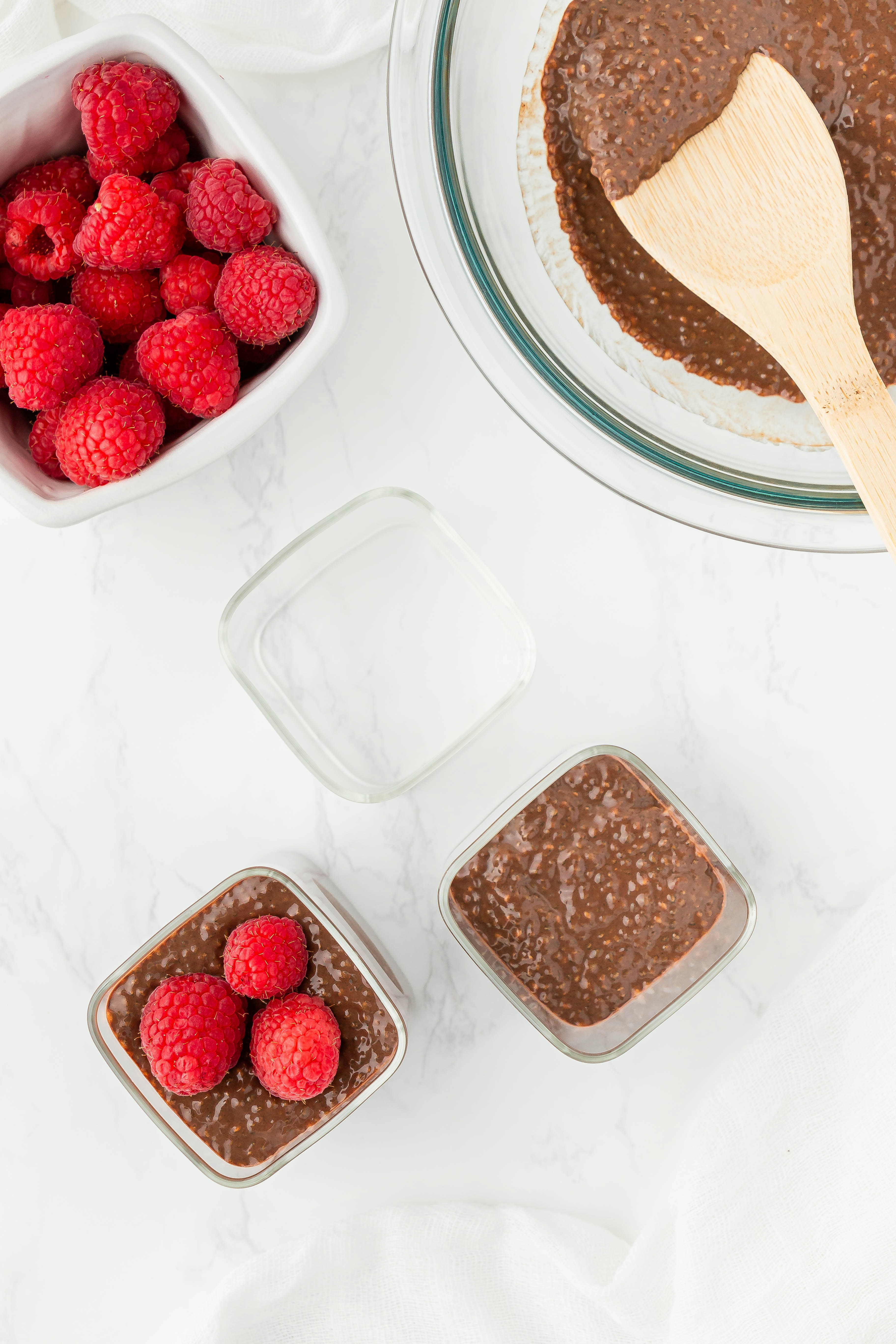 Picture of chia seed pudding made with cocoa